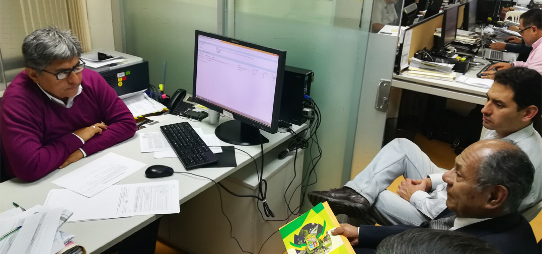 Reunión con alcalde de la Municipalidad Distrital de Samegua de Moquegua