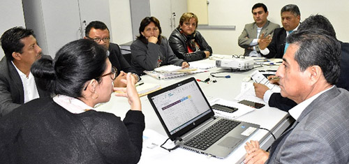Reunión sobre diversos locales escolares de la Región Piura
